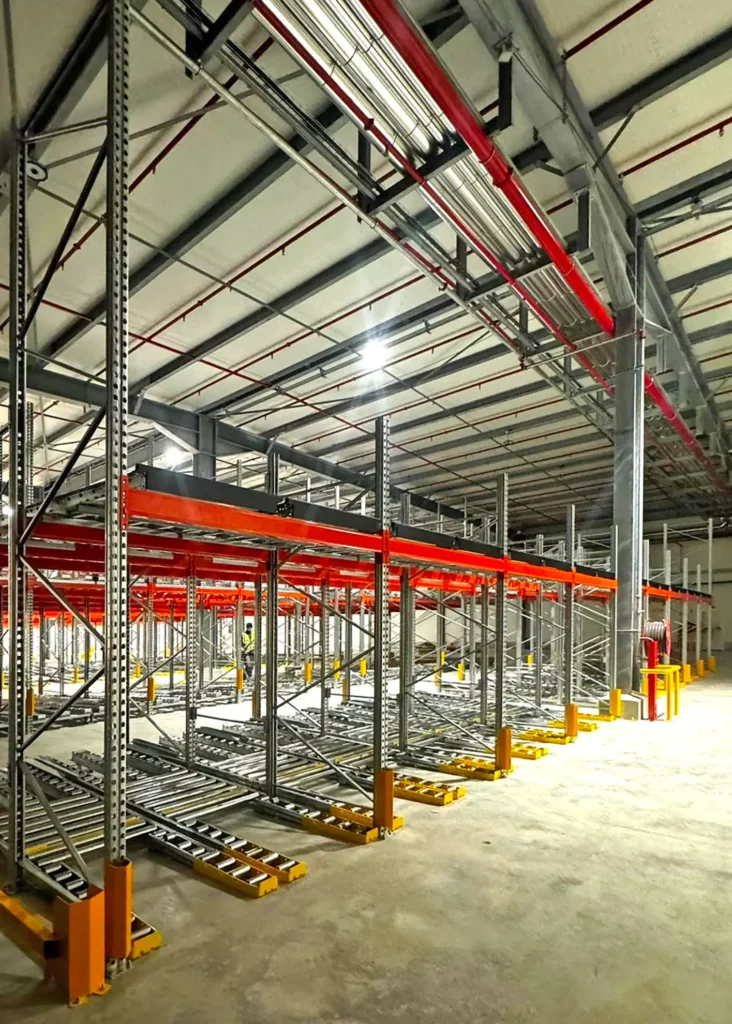 Rack dynamique palettes FIFO - Sud Rayonnages